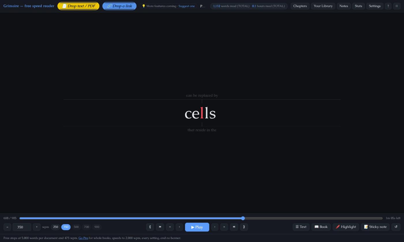 The Grimoire reader showing a single word with its focal letter highlighted, speed controls below.